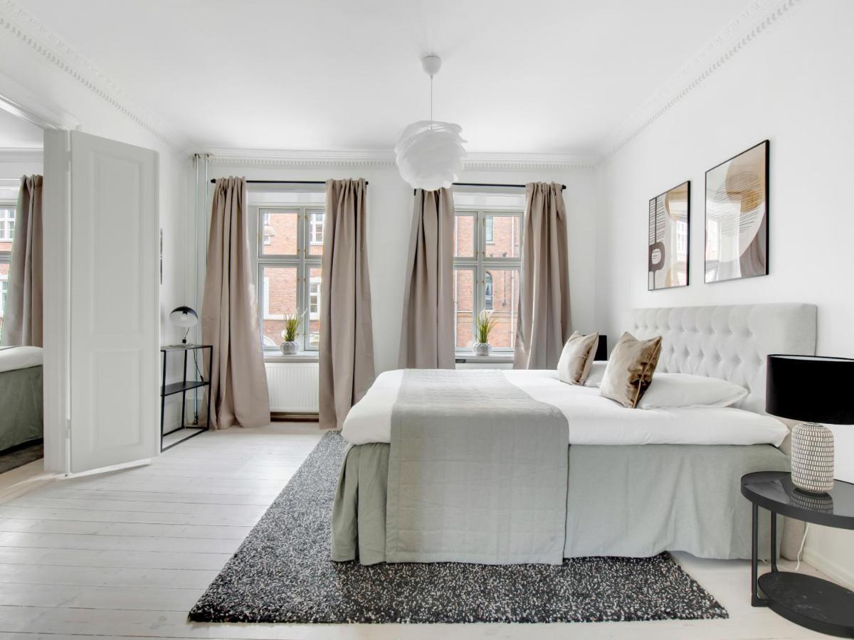 Lejlighed Sanders Stage - Perfectly Planned Three-bedroom Near Nyhavn *